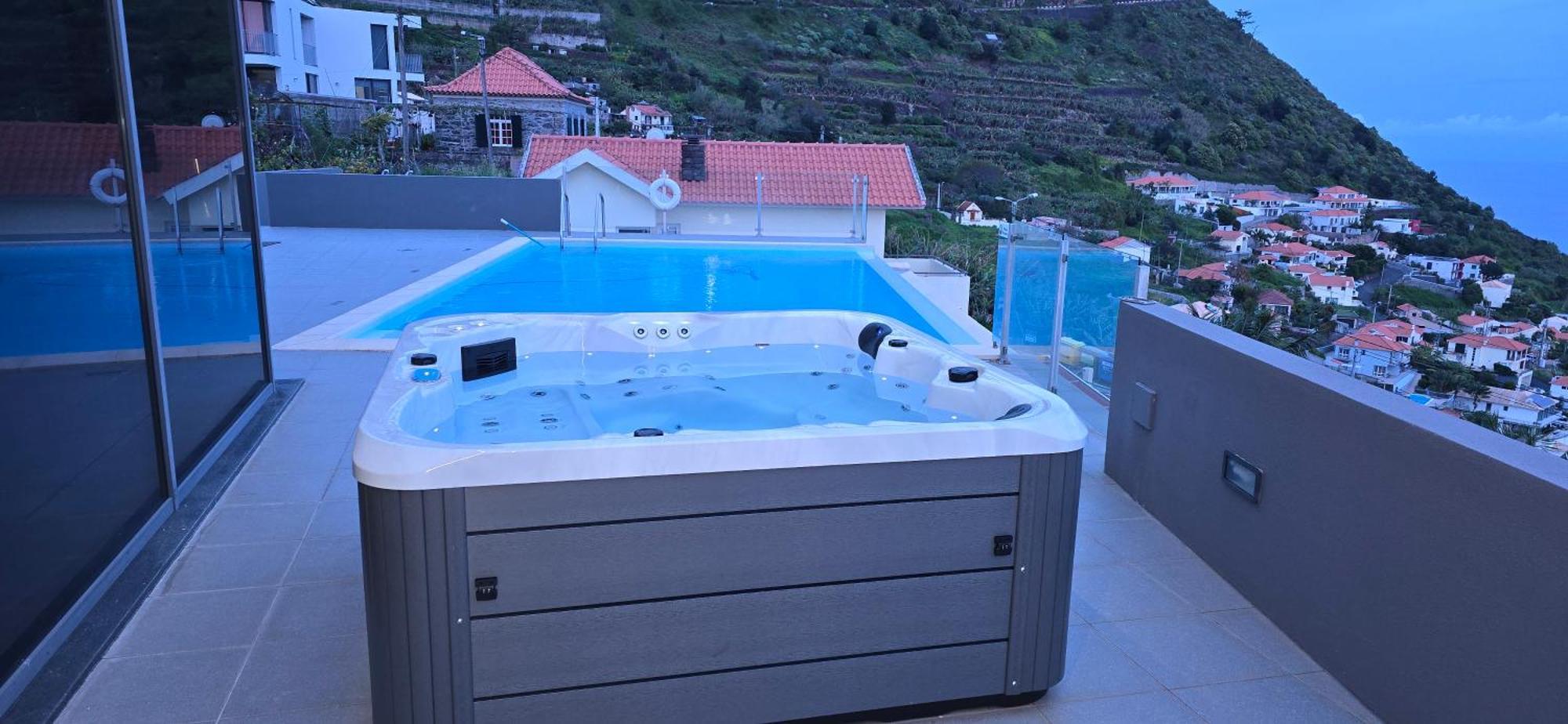 Luxo & Conforto Calheta  Kültér fotó